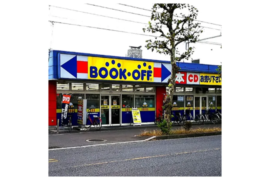 bookoff川口領家店外観