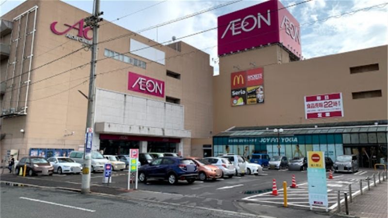 イオン高松東店外観