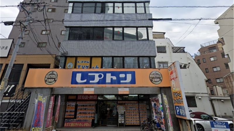 レプトン出汐店外観