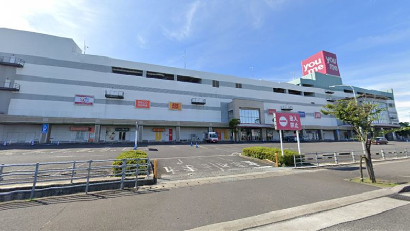 トレカイダー丸亀店が入るゆめタウン丸亀外観