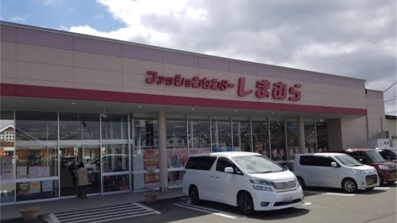 しまむら弥生店外観