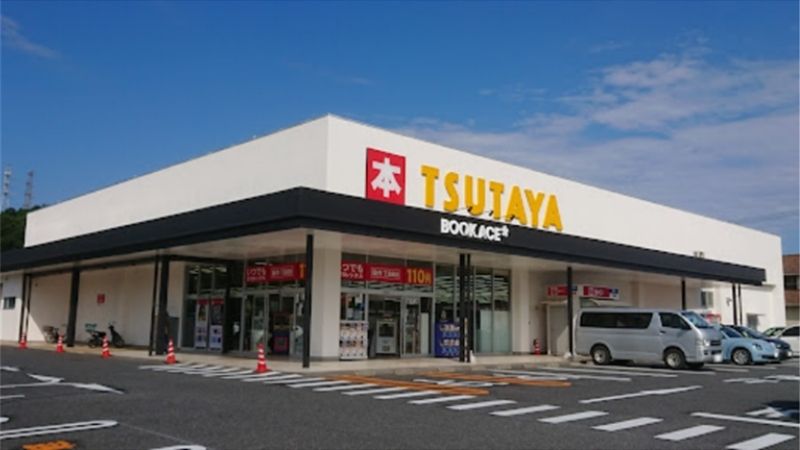 トレカエース 植田店外観